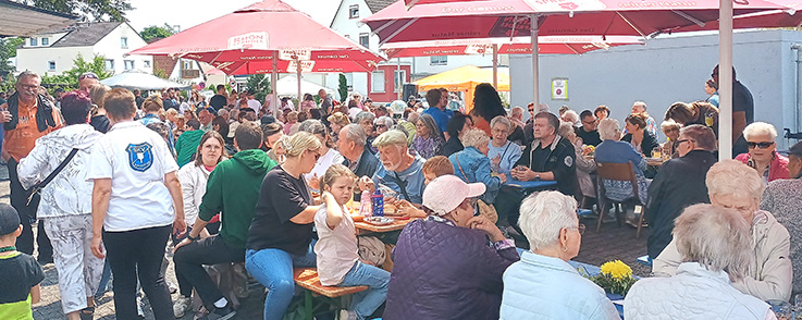 Nauheim-Online: Musikalischer Frhschoppen der SKV in Nauheim