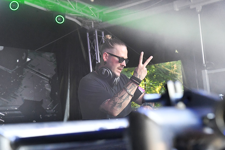 Nauheim-Online: DJs geben bei Sound of Nauheim zum Auftakt den Takt vor.