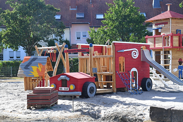 Nauheim-Online: Neuer Feuerwehrspielplatz in Nauheim