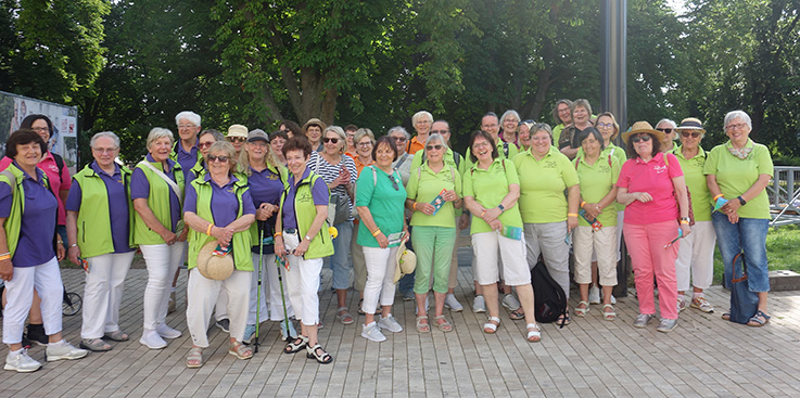 Nauheim-Online - Landfrauen am Hessentag in Bad Vilbel