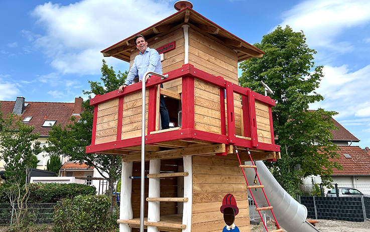 Nauheim-Online - Neuer Feuerwehrspielplatz Im Rod in Nauheim