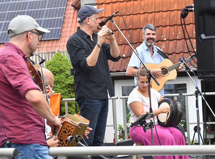 Nauheim-Online - Irish Folk mit An Tor bei Live im Hof in Nauheim