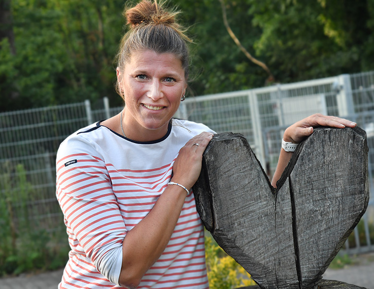 Nauheim-Online - Janina Ramge Vorsitzende der Kerweborsch in Nauheim