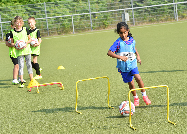 Nauheim-Online - Fuballwoche und Tag des Mdchenfuballs in Nauheim