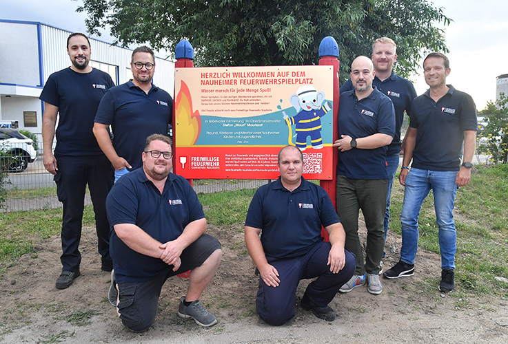 Nauheim-Online - Erinnerungstafel fr Stefan Mauriszat am Feuerwehrspielplatz