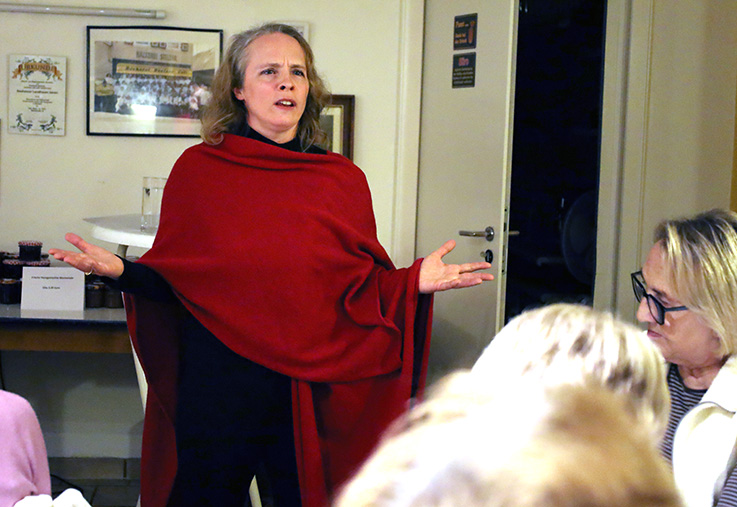 Nauheim-Online - Ellen Rsner bei den Landfrauen in Nauheim