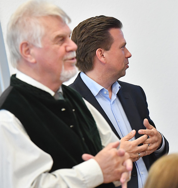 Nauheim-Online - Parlamentschef und Brgermeister in Nauheim