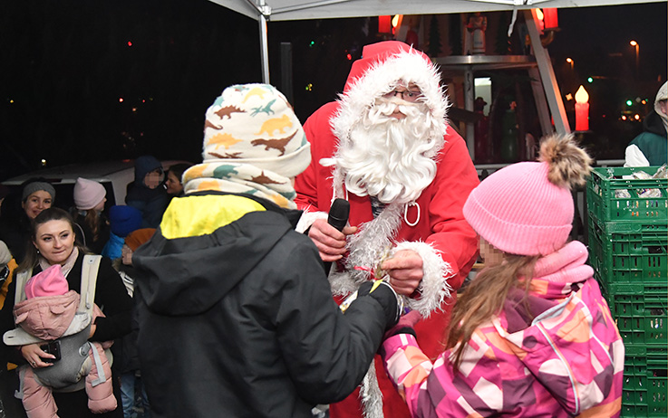 Nauheim-Online - Weihnachtsmarkt in Nauheim