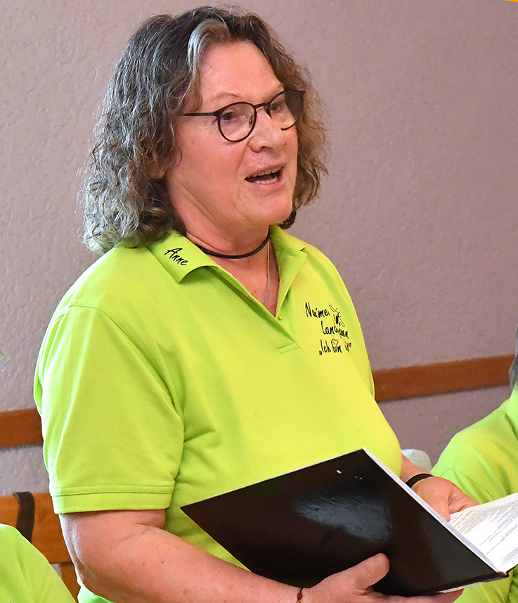 Nauheim-Online - Anne Dammel wird Ehrenbrgerin in Nauheim