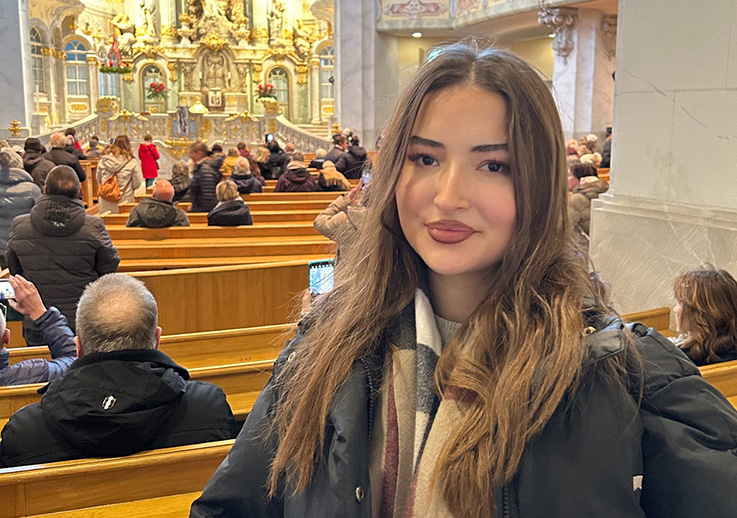 Nauheim-Online - Fiona Weber aus Nauheim reist nach Ecuador